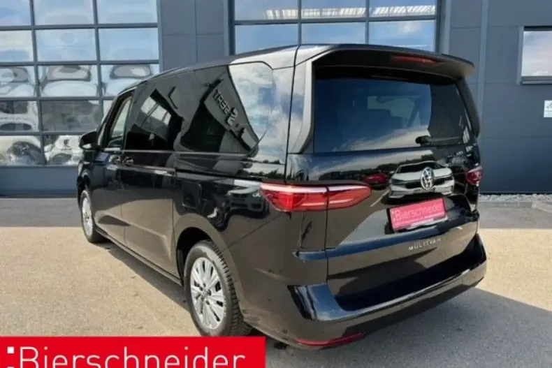 Volkswagen T7 Multivan din 2024 cu 23.970 km - oferta VOL115572 - foto 3