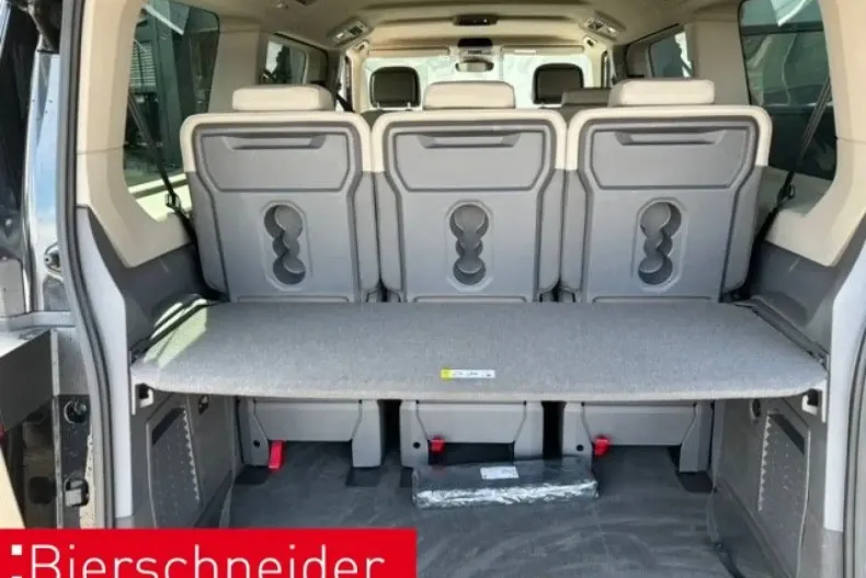 Volkswagen T7 Multivan din 2024 cu 23.970 km - oferta VOL115572 - foto 15