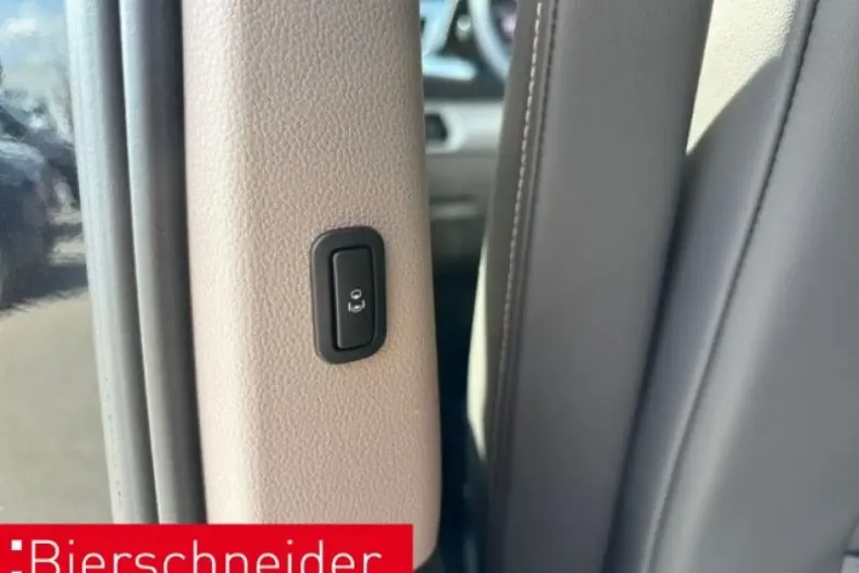 Volkswagen T7 Multivan din 2024 cu 23.970 km - oferta VOL115572 - foto 18