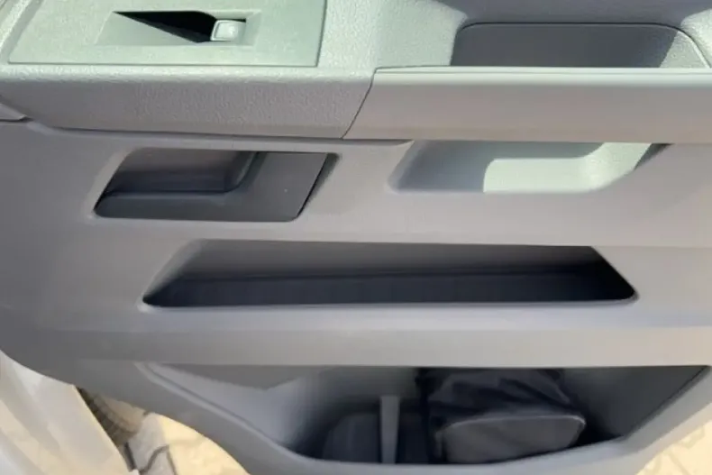 Volkswagen T6 Transporter din 2022 cu 72.477 km - oferta VOL115576 - foto 14