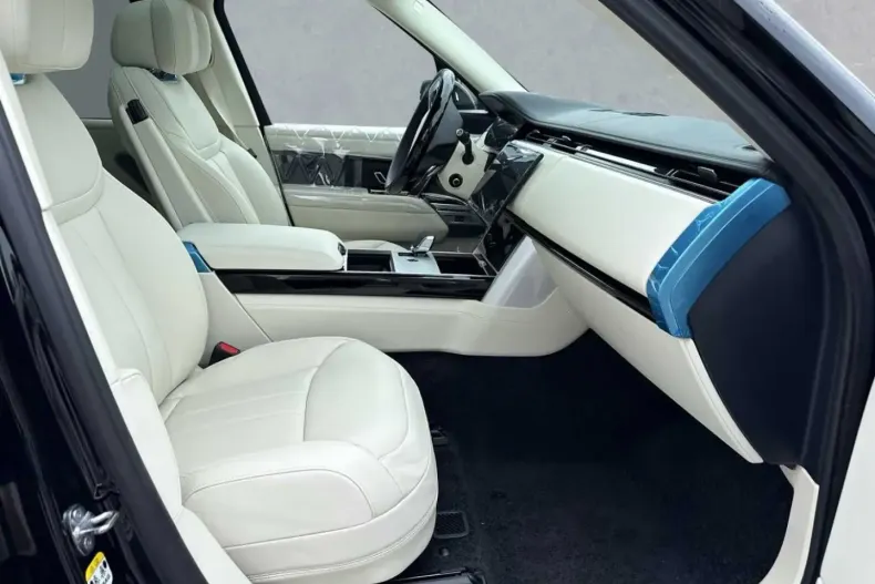 Land Rover Range Rover din 2024 cu 1.550 km - oferta LAN115581 - foto 3