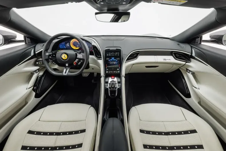 Ferrari Roma din 2023 cu 19.100 km - oferta FER115582 - foto 4