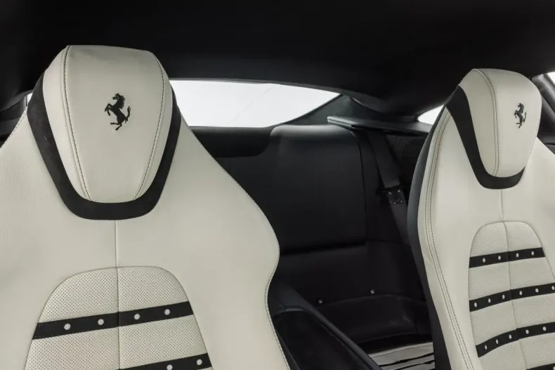 Ferrari Roma din 2023 cu 19.100 km - oferta FER115582 - foto 19