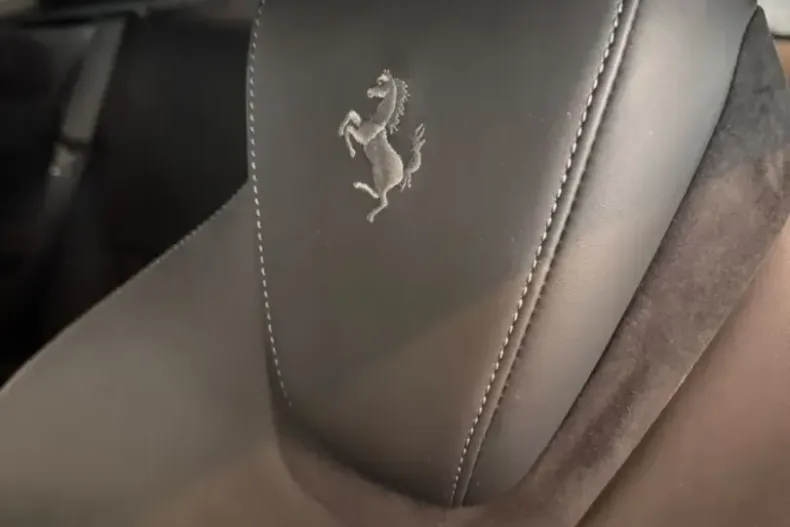 Ferrari Roma din 2022 cu 16.500 km - oferta FER115583 - foto 19