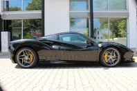 Ferrari F8 din 2022 cu 6.400 km - oferta FER115586 - foto 6