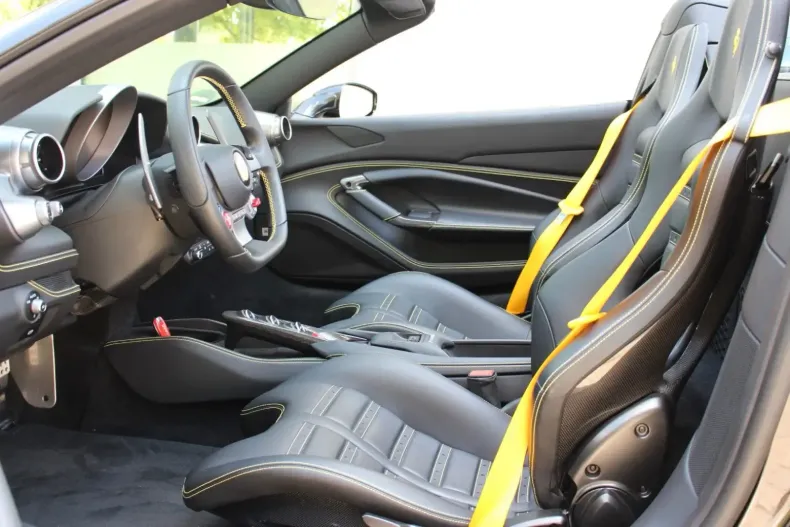 Ferrari F8 din 2022 cu 6.400 km - oferta FER115586 - foto 14