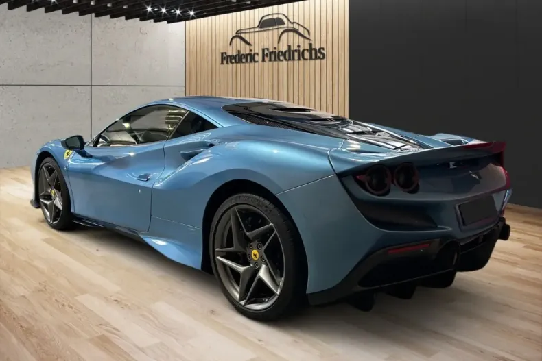 Ferrari F8 din 2022 cu 3.018 km - oferta FER115587 - foto 4