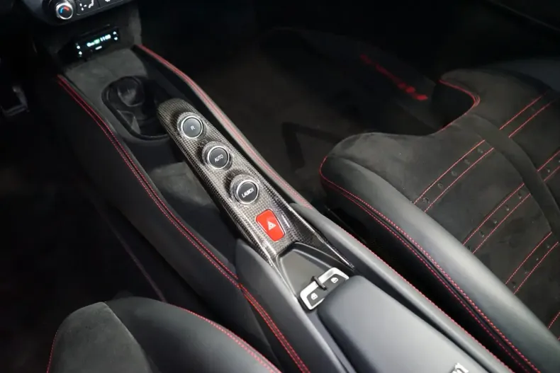 Ferrari F8 din 2022 cu 23.000 km - oferta FER115589 - foto 28