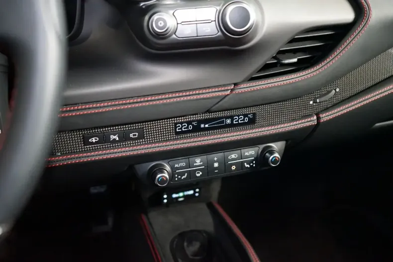 Ferrari F8 din 2022 cu 23.000 km - oferta FER115589 - foto 29