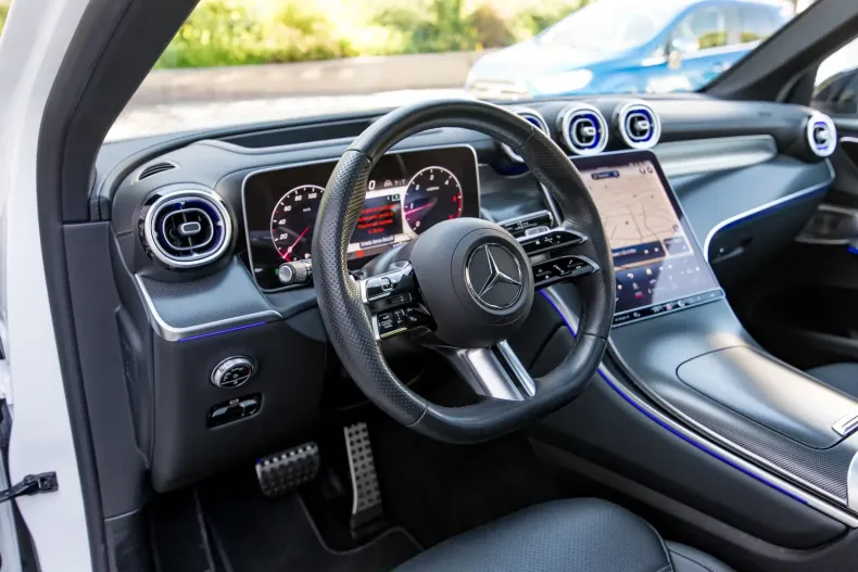 Mercedes-Benz GLC 300 din 2023 cu 13.000 km - oferta MER115598 - foto 10