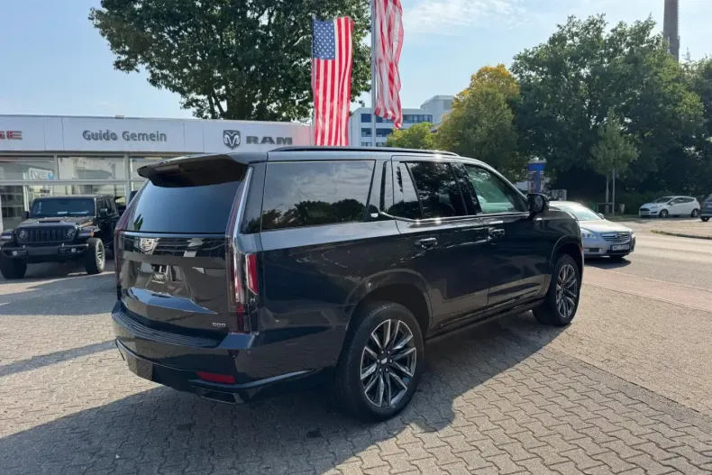 Cadillac Escalade din 2025 cu 50 km - oferta CAD115601 - foto 4