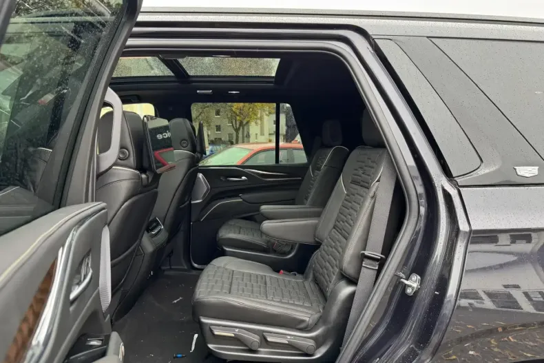 Cadillac Escalade din 2025 cu 50 km - oferta CAD115601 - foto 20