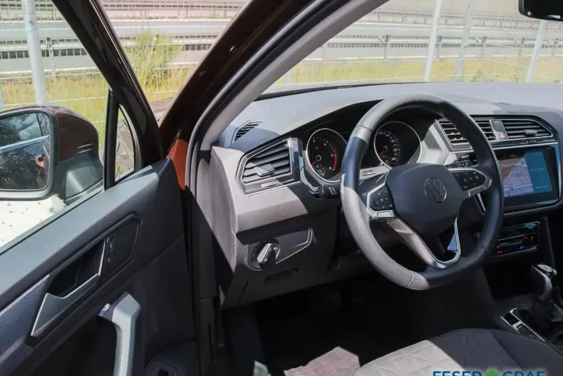 Volkswagen Tiguan din 2022 cu 54.400 km - oferta VOL115612 - foto 5