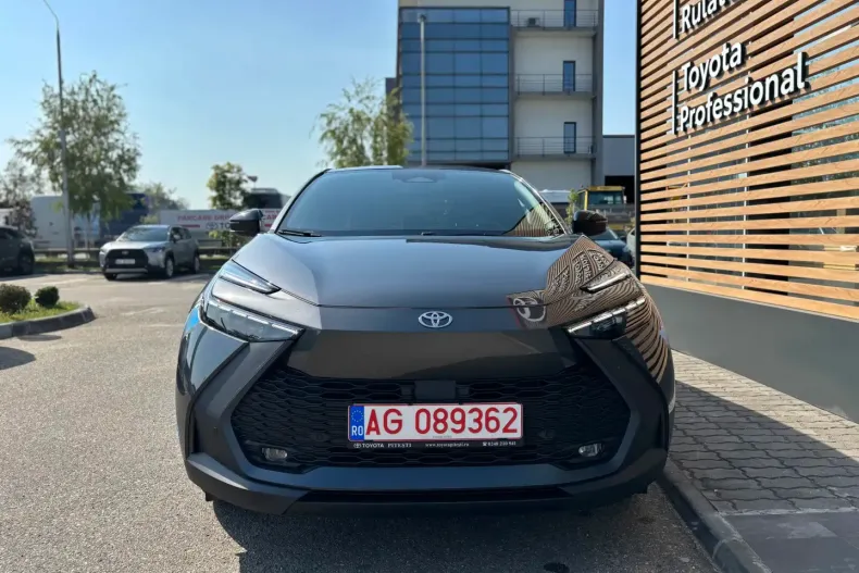 Toyota C-HR din 2025 cu 1.100 km - oferta TOY115615 - foto 8