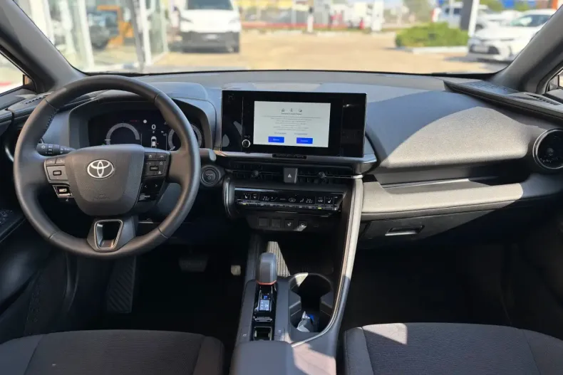 Toyota C-HR din 2025 cu 1.100 km - oferta TOY115615 - foto 11