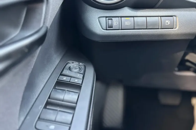 Toyota C-HR din 2025 cu 1.100 km - oferta TOY115615 - foto 15