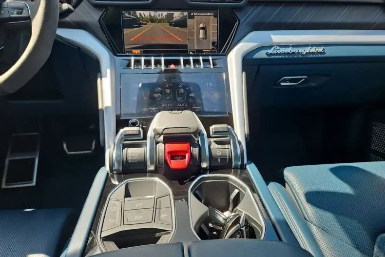 Lamborghini Urus din 2022 cu 29.900 km - oferta LAM115618 - foto 15