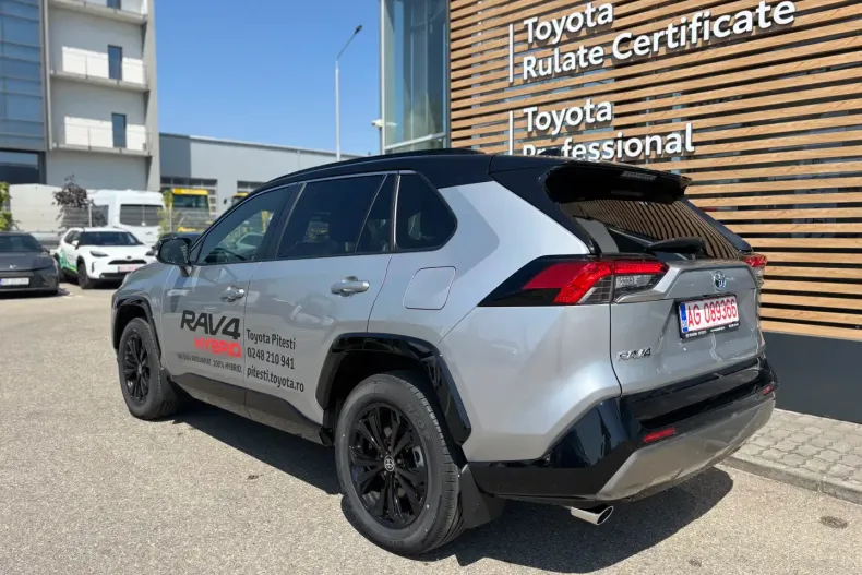 Toyota RAV4 din 2025 cu 500 km - oferta TOY115622 - foto 3