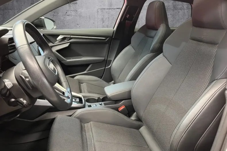 Audi A3 din 2023 cu 70.650 km - oferta AUD115631 - foto 8