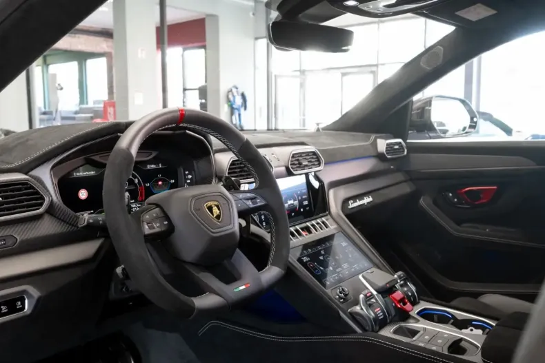 Lamborghini Urus din 2023 cu 9.511 km - oferta LAM115632 - foto 20