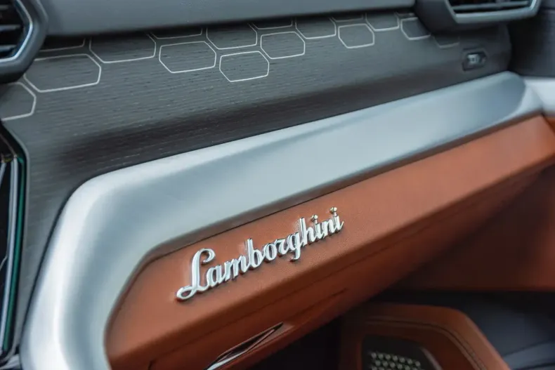 Lamborghini Urus din 2023 cu 6.488 km - oferta LAM115633 - foto 23