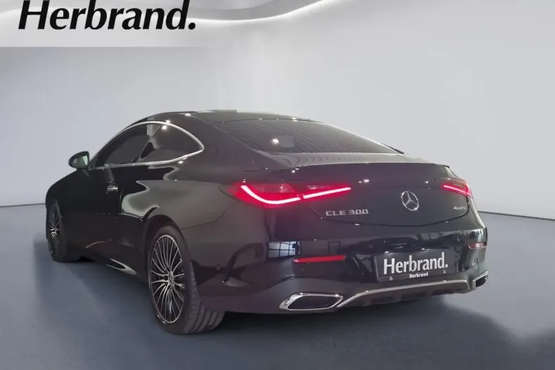 Mercedes-Benz CLE 300 din 2024 cu 12.704 km - oferta MER115637 - foto 4