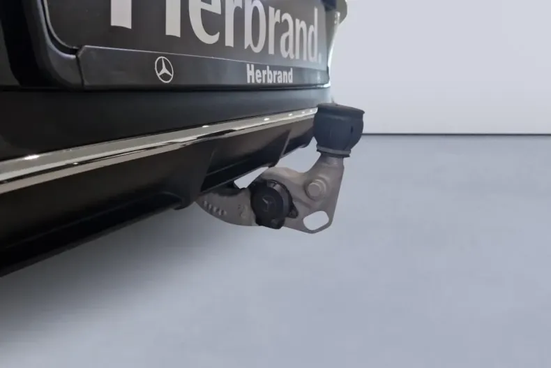 Mercedes-Benz CLE 300 din 2024 cu 12.704 km - oferta MER115637 - foto 14