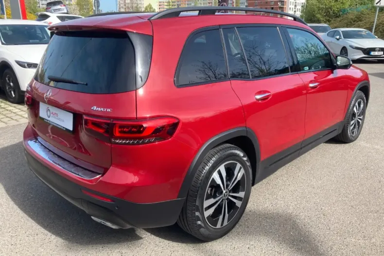 Mercedes-Benz GLB 200 din 2021 cu 66.370 km - oferta MER115641 - foto 4