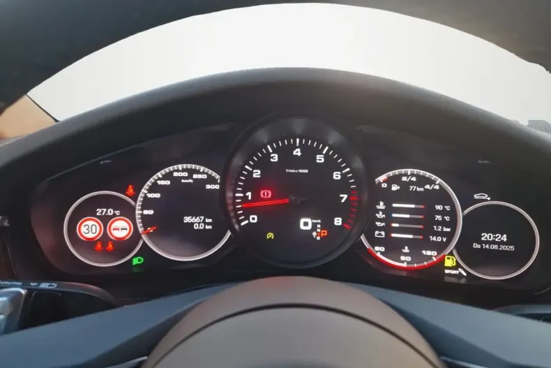 Porsche Panamera din 2022 cu 35.667 km - oferta POR115654 - foto 11