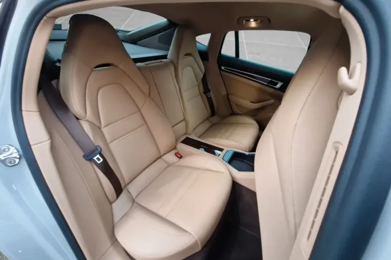 Porsche Panamera din 2022 cu 35.667 km - oferta POR115654 - foto 21