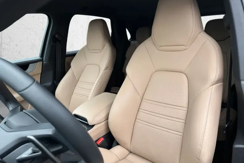 Porsche Cayenne din 2024 cu 21.850 km - oferta POR115658 - foto 19