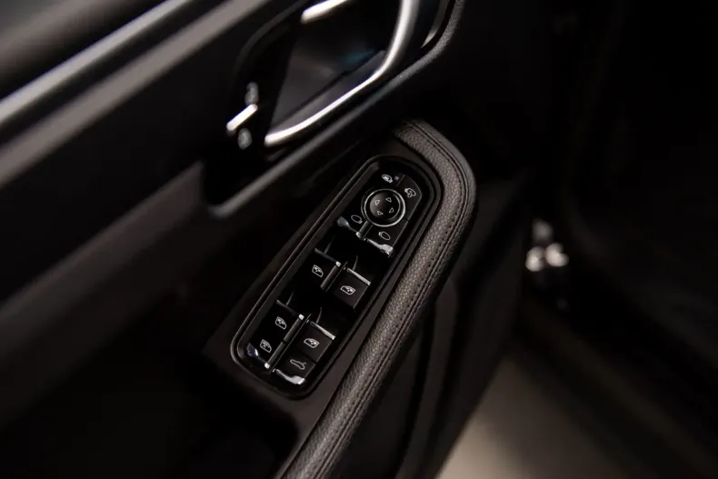 Porsche Macan din 2020 cu 80.167 km - oferta POR115663 - foto 9