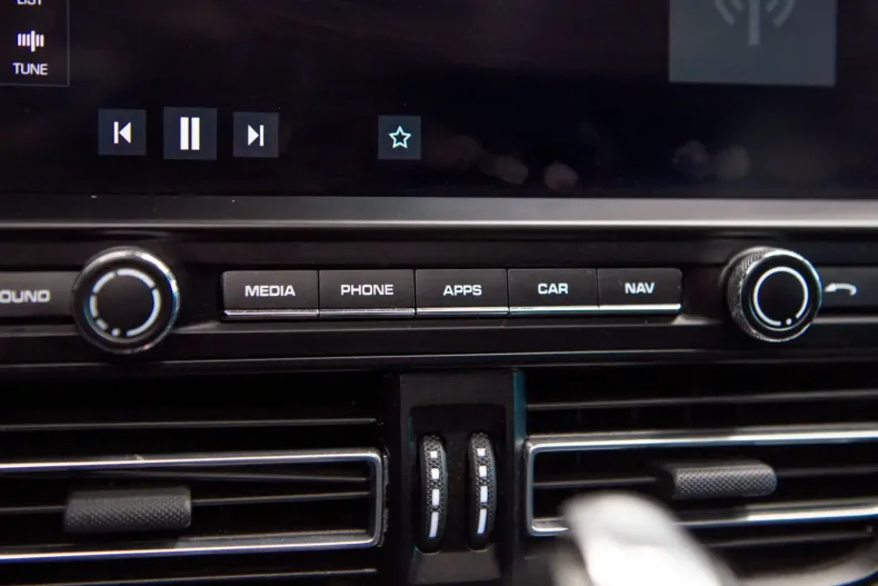 Porsche Macan din 2020 cu 80.167 km - oferta POR115663 - foto 20