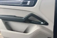 Porsche Cayenne din 2022 cu 56.331 km - oferta POR115665 - foto 13