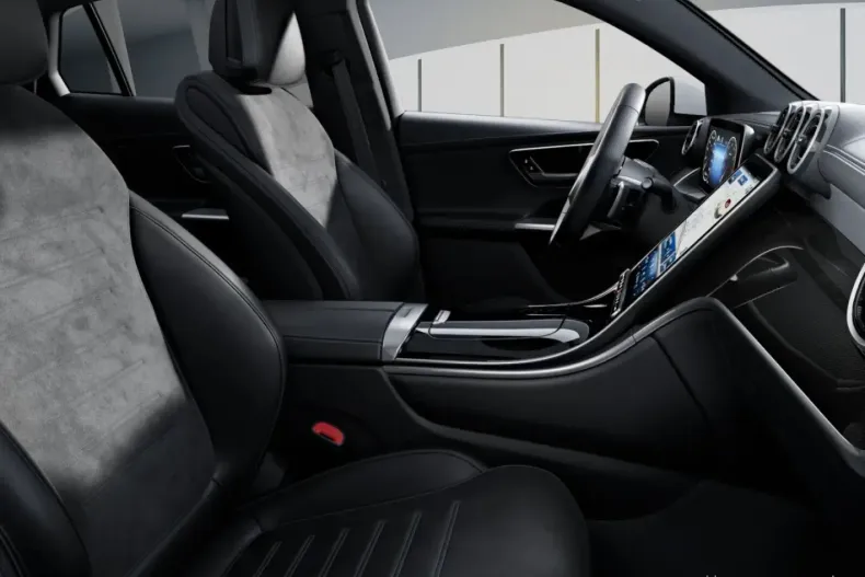 Mercedes-Benz GLC 200 din 2024 cu 19.559 km - oferta MER115672 - foto 6