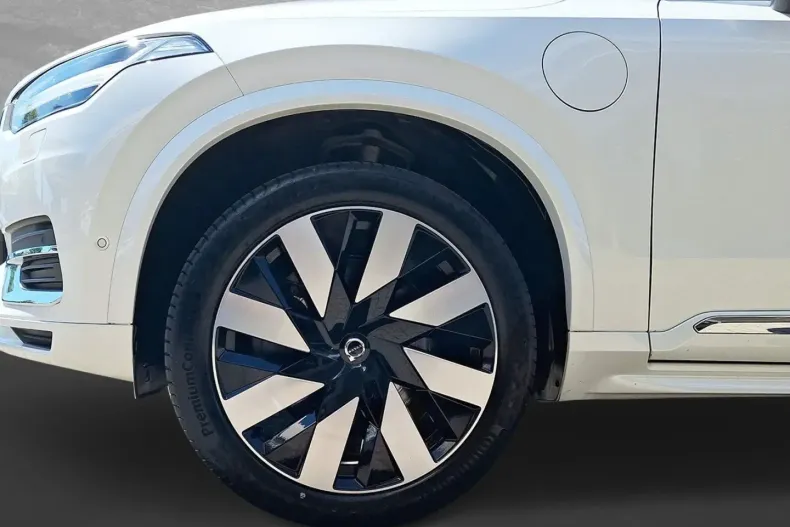 Volvo XC90 din 2024 cu 20.400 km - oferta VOL115691 - foto 9