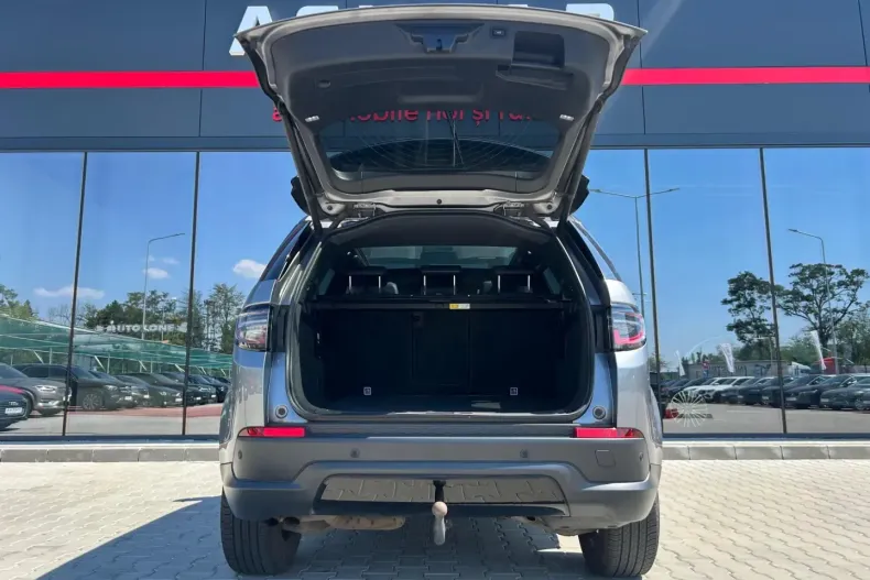 Land Rover Discovery Sport din 2020 cu 74.020 km - oferta LAN115697 - foto 7