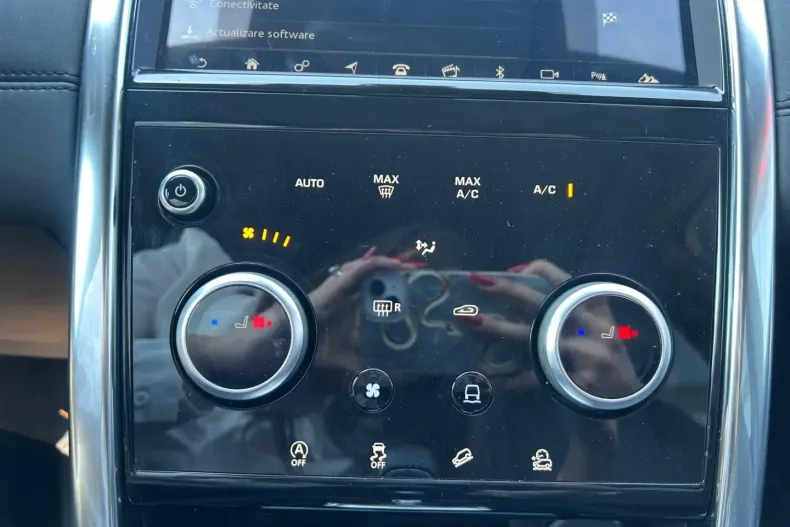 Land Rover Discovery Sport din 2020 cu 74.020 km - oferta LAN115697 - foto 22