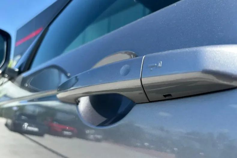 Land Rover Discovery Sport din 2020 cu 74.020 km - oferta LAN115697 - foto 30