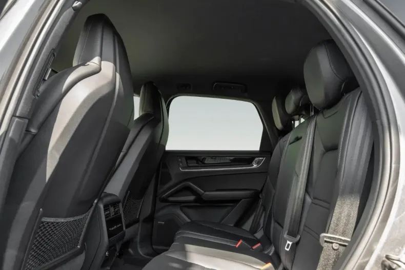 Porsche Cayenne din 2024 cu 29.800 km - oferta POR115701 - foto 10