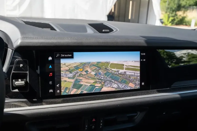 Porsche Cayenne din 2024 cu 29.800 km - oferta POR115701 - foto 24