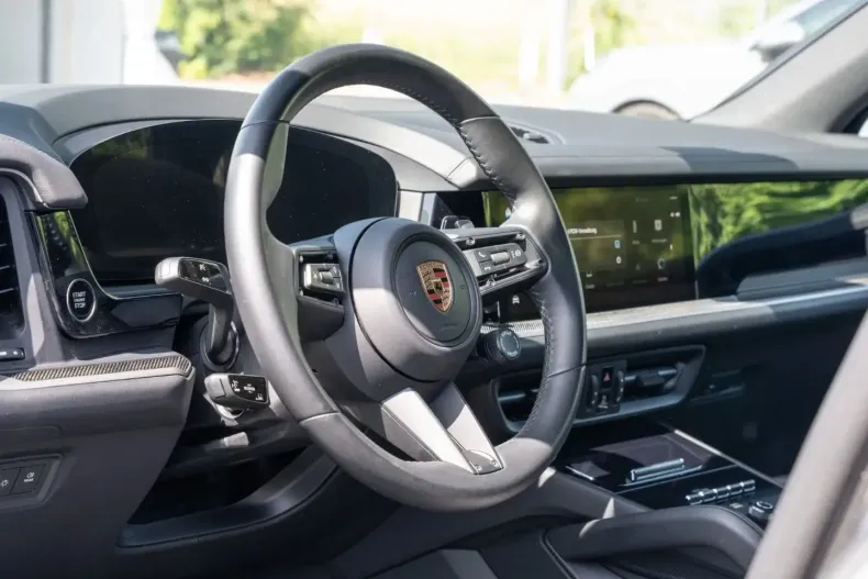 Porsche Cayenne din 2024 cu 29.800 km - oferta POR115701 - foto 27