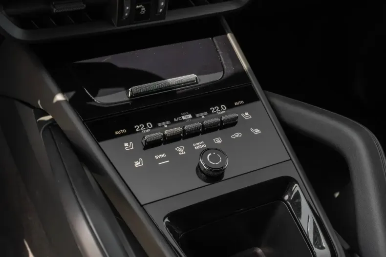 Porsche Cayenne din 2024 cu 29.800 km - oferta POR115701 - foto 33