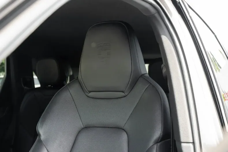 Porsche Cayenne din 2024 cu 29.800 km - oferta POR115701 - foto 36