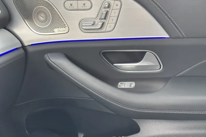 Mercedes-Benz GLE 63 AMG din 2024 cu 18.800 km - oferta MER115704 - foto 10