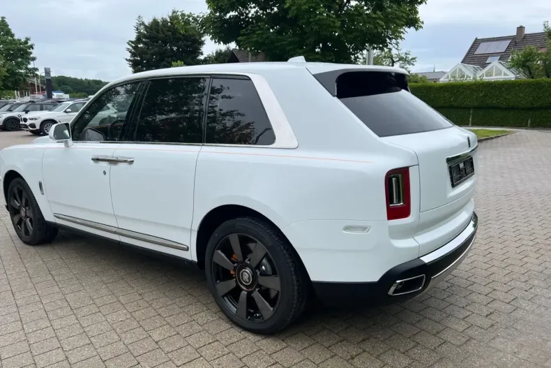 Rolls-Royce Cullinan din 2022 cu 43.500 km - oferta ROL115709 - foto 5