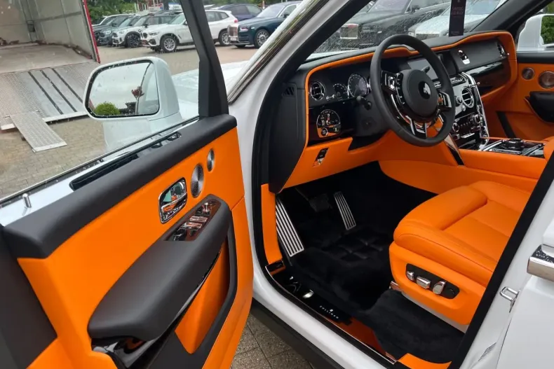 Rolls-Royce Cullinan din 2022 cu 43.500 km - oferta ROL115709 - foto 12