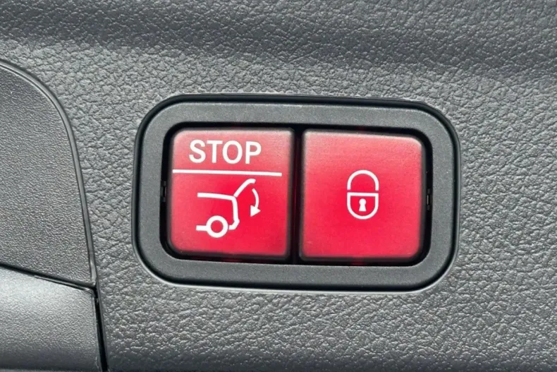 Mercedes-Benz GLE 63 AMG din 2023 cu 83.471 km - oferta MER115712 - foto 26