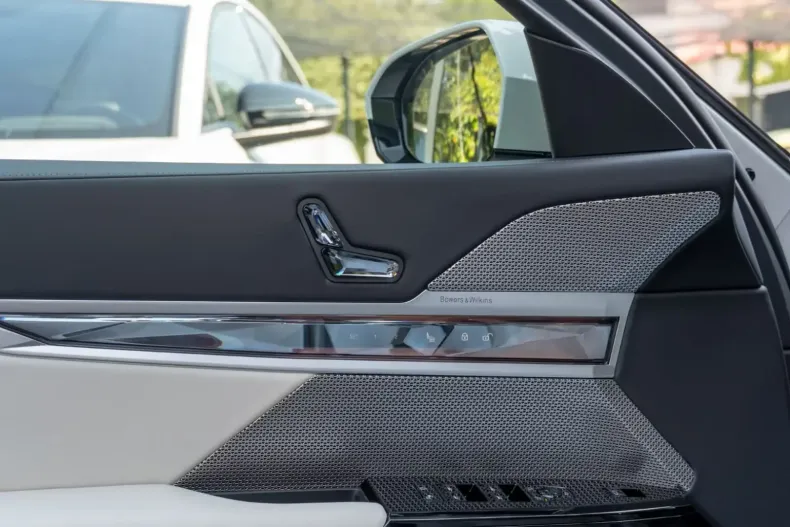 BMW 740 din 2025 cu 9.900 km - oferta BMW115715 - foto 18