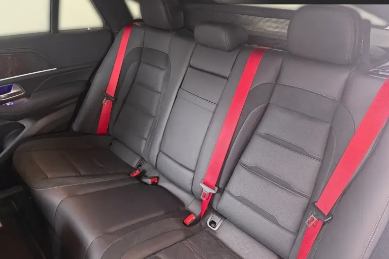 Mercedes-Benz GLE 53 AMG din 2024 cu 8.180 km - oferta MER115723 - foto 15